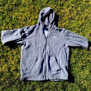 Grey nike hoodie (no strings)🤍